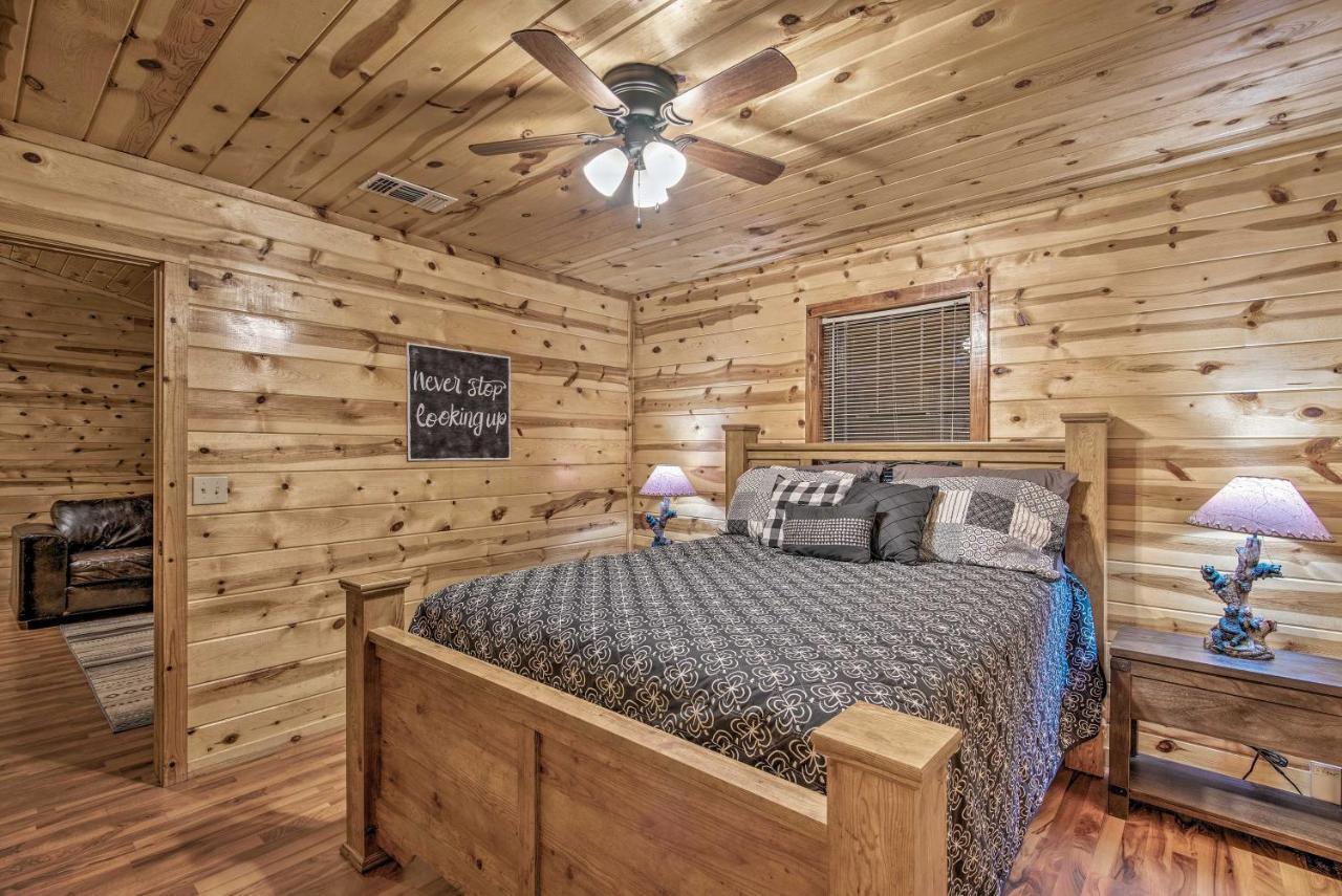 Broken Bow Starlight Cabin With Private Hot Tub! Eksteriør bilde